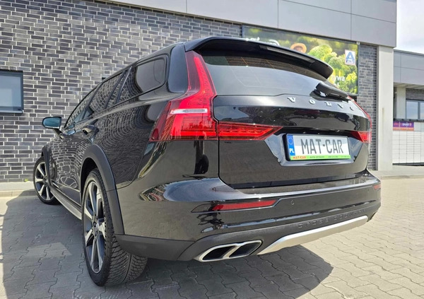 Volvo V60 Cross Country cena 132900 przebieg: 179000, rok produkcji 2020 z Zabrze małe 781